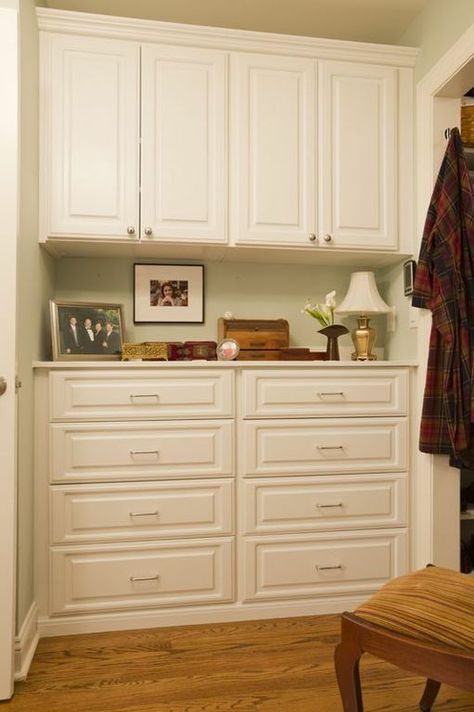 Built-in dresser - My clients needed more room for their clothes then we had closet space. I designed a built-in dresser outside the closet area, to put good us… Built In Dresser In Bathroom, Built In Cabinets With Bench, Cabinet Drawers Bedroom, Built In Wall Dresser, Built In Drawers In Wall, Dresser Cabinet, Built In Dresser In Bedroom Master Suite, Built In Dresser In Bedroom, Ideas Armario