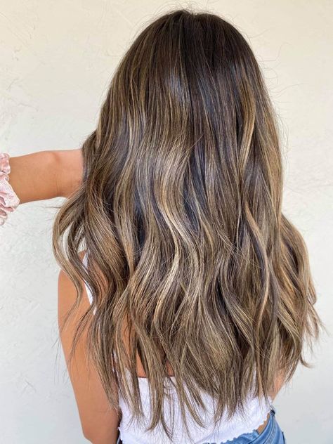 Brunette With Lived In Highlights, Lowlights On Balayage Hair, Partial Honey Balayage, Ashy Honey Blonde Highlights On Brown Hair, Highlights On Burnett Hair, Brown Hair With Subtle Lowlights, Hilighted Hair Brown, Low Maintenance Fall Hair Color Ideas, Brown Lowlights With Money Piece