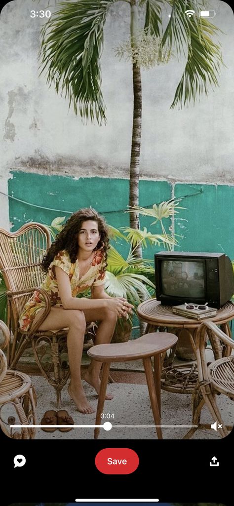 Cuba Girl, Cuba Fashion, Indie Songs, Vintage Cuba, Cuba Photos, Cuban Culture, Wow Photo, Collection Photography, Bohemian Diesel