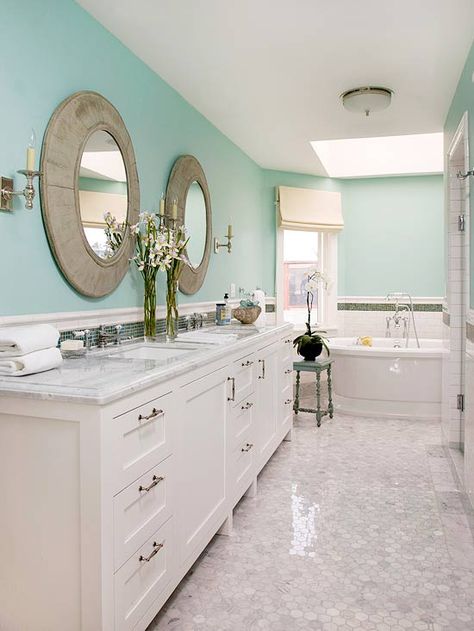 Bathroom Paint Ideas - Better Homes and Gardens - BHG.com Color adds style, character, and ambience to our rooms. Get a bathroom color that suits your style and attitude. Here are a few bathroom color ideas and tips for choosing just the right bathroom paint color. Nature Inspired Bathroom, Best Bathroom Colors, Aqua Bathroom, Large Bathroom, Bathroom Color Schemes, Bad Inspiration, Bathroom Paint Colors, Design Remodel, Bathroom Color