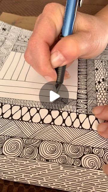 Artistic Envelopes, Geometric Doodles, Sharpie Art Projects, Zen Doodles, Zentangle Ideas, Zentangle Artwork, Zen Tangle, Zen Doodle Art, Beginner Art