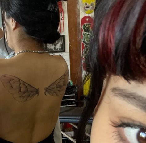 bee wing back tattoo Bee Wings Tattoo, Moth Wing Back Tattoo, Bug Wing Tattoo, Pixie Wing Back Tattoo, Butterfly Wing Back Tattoo, Dragonfly Wing Back Tattoo, Back Tattoos Wings, Bird Wing Tattoo, Dragonfly Wings Tattoo