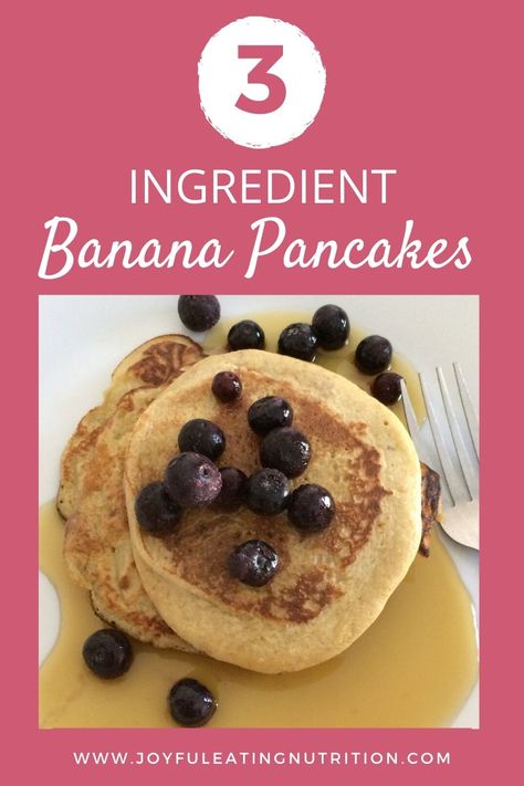 Banana pancakes that contain no flour! These pancakes are made with three simple ingredients: banana, oats and egg. Delicious for breakfast or as a snack. Banana Pancakes No Flour, 3 Ingredient Banana Pancakes, Easy Breakfast Options, Banana Oat Pancakes, Banana And Egg, Banana Oat, Oat Pancakes, Banana Oats, Honey Oatmeal