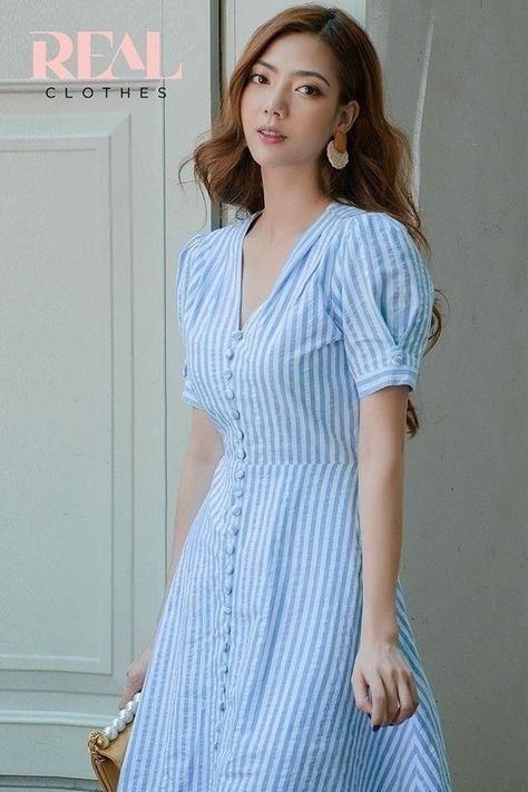 Cotton Dress Pattern, Simple Frock Design, Stylish Kurtis Design, Casual Frocks, Simple Frocks, Simple Kurta Designs, Simple Kurti Designs, Frock For Women, Stylish Short Dresses