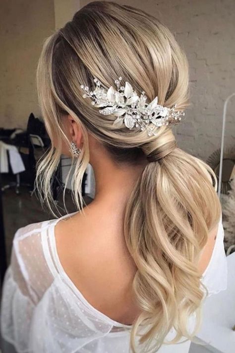 Bridal Ponytail, Wedding Ponytail, Tail Hairstyle, Hair Accessories Bun, Wedding Hair Inspiration, Hair Ponytail Styles, Ponytail Styles, Bridal Headpiece, Wedding Hairstyles For Long Hair