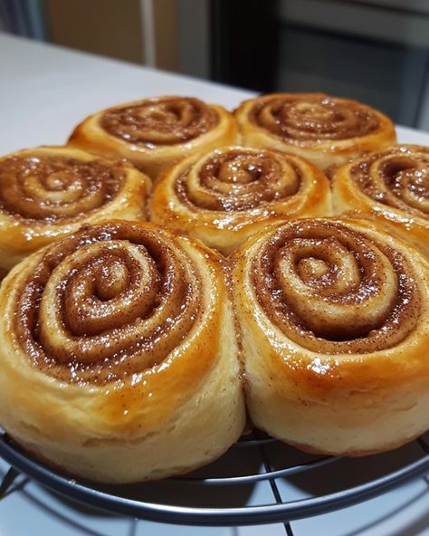 Glazed Cinnamon Rolls, Banana Bread Cinnamon Rolls, Banana Bread Cinnamon, Bread Cinnamon Rolls, Bread Cinnamon, Japanese Dessert Recipes, Active Dry Yeast, Food Babe, Sweet Snacks Recipes