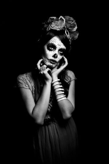 Dotd Day Of The Dead Girl, Awesome Costumes, Dead Makeup, Sugar Skull Girl, High Calcium, Day Of The Dead Art, Halloween Photography, Sugar Skull Makeup, Men Birthday