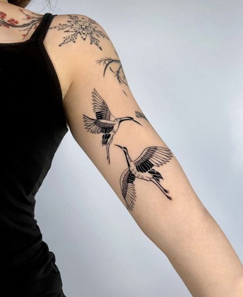 Hanbok Tattoo, Aesthetic Asian Tattoo, Top Of Forearm Tattoo For Women, Japanese Crane Tattoo Back, Japanese Sternum Tattoo, Crane Tattoo Arm, Crane Arm Tattoo Women, Korean Crane Tattoo, Asian Tattoos For Women