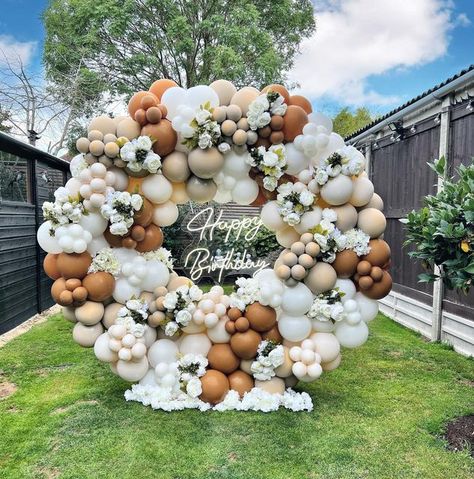 Outdoor Events Decor, 21st Birthday Wishes, Party Planning Business, Leaving School, Roller Skating Party, Circle Garland, Garland Backdrops, Diy Balloon Decorations, Birthday Balloon Decorations