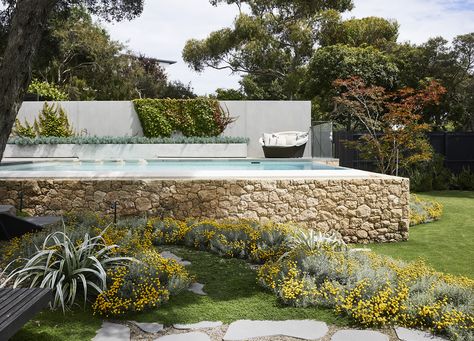 Moonah House by Powell and Glenn Architects | est living Pool View From Kitchen, Raised Infinity Pool, Raised Pool Landscaping, Pool Hillside, Terraced Pool, Tuscany Pool, Fire Pit Base, Pool Infinity, Hillside Pool