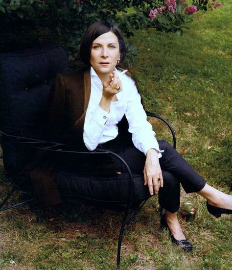 'You simply have to listen to that scarcely audible old call, the one that will always lead you off the safely marked path.' - donna tart History Taking, John Boyega, Donna Tartt, Las Vegas Trip, Goldfinch, The Secret History, International Film Festival, Favorite Authors, Dark Academia