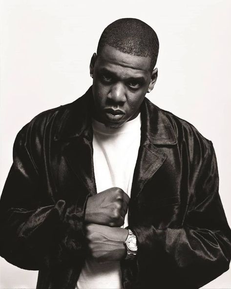 Hovstorian on Instagram: “Jay-Z, as photographed for In My Lifetime… Vol 1. by Jonathan Mannion in August 1997. The premise of Jigga's sophomore album shoot was a…” Jay Z Poster, Young Jay Z, Roc A Fella Records, Hip Hop Quotes, Def Jam, Z Photo, Hip Hop And R&b, Hip Hop Culture, Shooting Photo