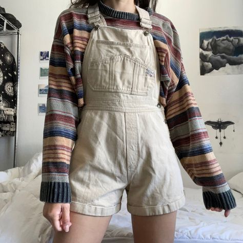 I might be biased but you should probably buy this on Depop 👍 https://depop.app.link/YTdwgjafweb Mode Hippie, Cooler Look, Swaggy Outfits, Mode Inspo, Character Outfits, Dream Clothes, Retro Outfits, Cute Casual Outfits, Aesthetic Clothes