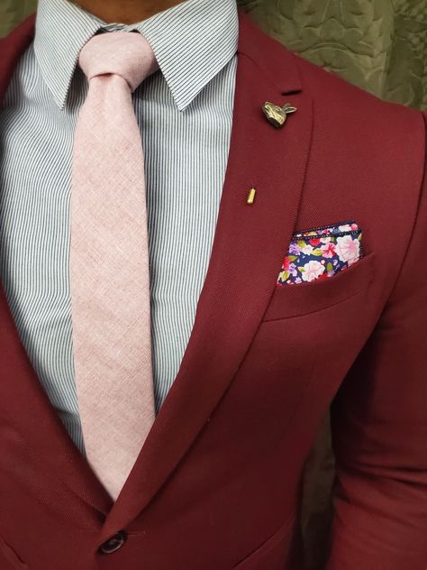 Try wearing a burgundy suit to a wedding for an extra dapper look. For a spring wedding you will want a floral touch, our floral purple pocket square fits the bill perfectly and pairs great with our linen pink tie. maroon suit, floral pocket square, linen tie... finish it off with a lucky rabbit lapel pin. Mauve Tie, Wedding Lapel, Outfits For Guys, Maroon Suit, Floral Pocket Square, Burgundy Outfit, Formal Men Outfit, Lucky Rabbit