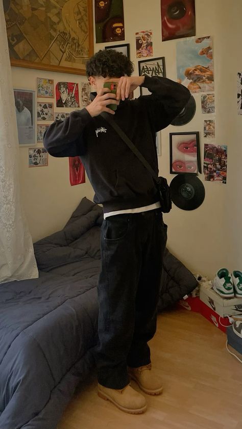 Baggy Black Outfit, Sneakers Jeans Outfit, Stussy Hoodie Outfit, Stussy Outfits, Hoodie Outfit Men Streetwear, Baggy Style Men, Stussy Outfit, Black Hoodie Outfit, Streetwear Outfit Men