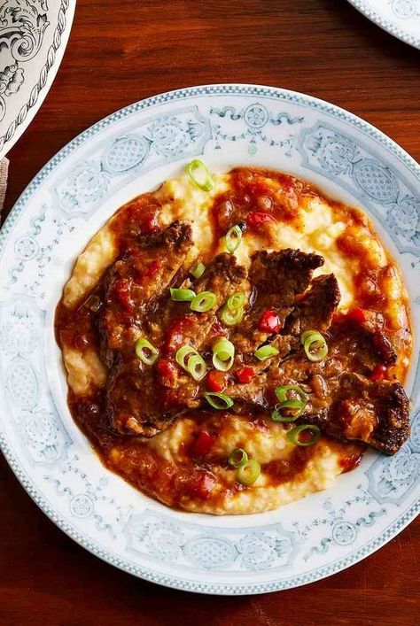 Grillades And Cheesy Grits, Grits And Grillades New Orleans, Pork Grillades, Grits And Grillades, Grillades And Grits, Cheesy Grits Recipe, Grits Recipes, November Recipes, Beef Entrees