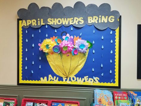 April showers bring may flowers bulletin board Flowers Bulletin Board, Spring Bulletin Boards Preschool, Toddler Bulletin Boards, Flower Bulletin Boards, April Bulletin Boards, Flower Crafts Preschool, March Bulletin Board, Office Bulletin Boards, Bulletin Boards Theme