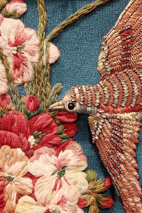 Gucci autumn-winter 2015 embroidery embellishment flowers and bird detail. // Fashion details | Menswear | Womenswear | Catwalks: Haute Couture Embroidery, Embroidery Fashion Detail, Fashion Embroidery, Couture Embroidery, Bird Embroidery, 자수 디자인, Embroidery Fashion, Art Textile, Embroidery Inspiration