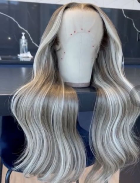 Beach Blonde Hair, Blonde Hair With Roots, Platinum Blonde Highlights, Icy Blonde Hair, Beach Blonde, Icy Blonde, Brown Hair Balayage, Blonde Hair Inspiration, Light Hair Color