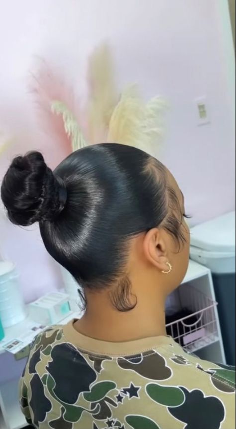 Back Bun Hairstyles Black Women, 2 Buns Hairstyle Black, Sleek Bun Black Women, Sleek Back Bun, Bun Hairstyles For Black Women, Finger Waves Short Hair, Hair Expo, Natural Hair Bun Styles, Weave Ponytail Hairstyles