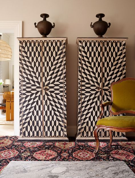 David Netto, Pierre Frey Fabric, Painted Cupboards, Timeless Home, Vintage Chairs, Reception Rooms, Cool Rooms, Architectural Digest, Flat Design