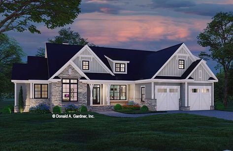 Craftsman Ranch, American House Plans, Craftsman Exterior, Ranch House Plan, American House, Craftsman Style House Plans, Flex Room, American Home, Island Kitchen