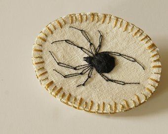 Spider Embroidery, Needlepoint Inspiration, Bugs Embroidery, Spider Brooch, Widow Spider, Black Widow Spider, Arachnids, Textile Jewelry, Vintage Linen