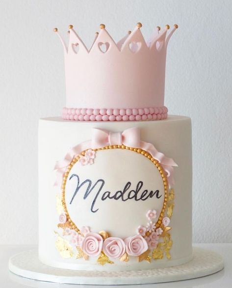 Princess Smash Cakes, Cinderella Cakes, Pink Princess Cakes, Princess Theme Cake, Cake Princess, Cake Designs For Girl, Fiesta Cake, 2nd Birthday Party For Girl