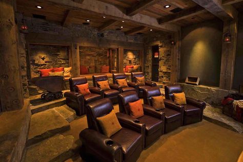 rustic-mountain-retreat-locati-architects-21-1-kindesign Orlando Homes, Bar Deco, Media Room Design, At Home Movie Theater, Home Theater Rooms, Home Theater Design, Rustic Retreat, Ski Chalet, Theatre Room