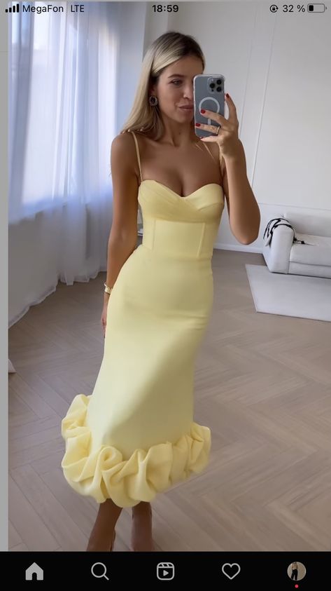 Civil Wedding Dress Guest, Guess Wedding Dresses, Wedding Dress Guest, Wedding Dresses 2023, Civil Wedding Dress, Civil Wedding Dresses, Runway Fashion Couture, Dresses 2023, Civil Wedding