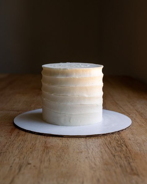 I don’t know why this light is making the cake look ombré but I’m kind of digging it. This was a fully white smash cake. #smashthecake #smallbusiness #smashcake #bakedgoods #sonomacounty #santarosa White Smash Cake, Sonoma County, Don T Know, I Don T Know, Cake Smash, Baked Goods, First Birthdays, Cake, Birthday