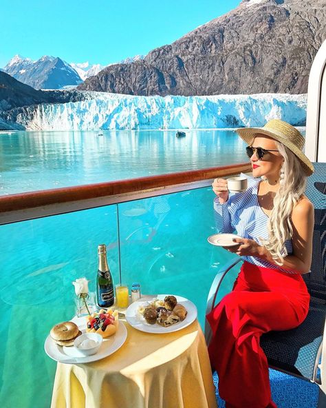 what to do alaskan cruise Cruise Photography Ideas, Summer Cruise Outfits, Alaskan Cruise Outfits, Cruise Photography, Top Cruise, Royal Caribbean Ships, Cruise Pictures, Glacier Bay National Park, Bahamas Cruise