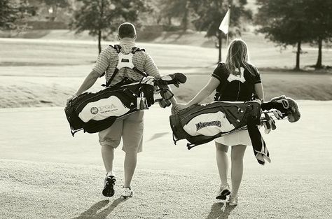 Golf Couple Golf Couple Goals, Golf Engagement Photos, Golf Shoot, Golf Couple, Baddie Mood, Couples Golfing, Golf Girl, Insta Baddie, Golf Style