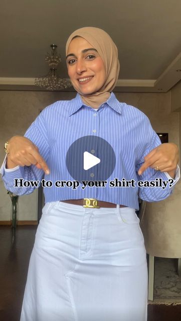 Crop Shirt Styling, Cropped Shirt And Skirt Outfit, Shorten Shirt Length, How To Style Shirts With Jeans, Cropped Collared Shirt Outfit, Button Up Shirt With Skirt, Cardigan Shirt Outfit, Crop Shirt Outfits, How To Crop A Shirt