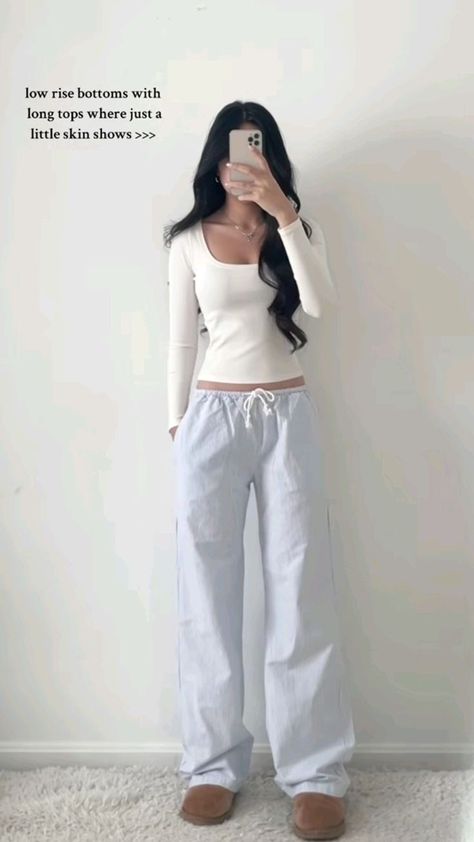 Fitsandbits Outfits, Twilight Outfits, Feminine Casual, Relaxed Outfit, Stockholm Fashion, Cute Comfy Outfits, Closet Fashion, Basic Outfits, Casual Style Outfits