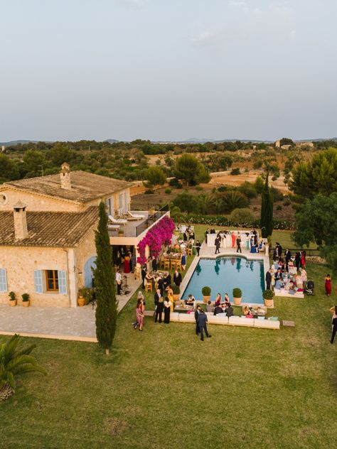 Spain Theme Wedding, Wedding In Europe, Boho Wedding Venue Ideas, Wedding Spain Inspiration, Mallorca Wedding Ideas, Formentera Wedding, Majorca Wedding, Mallorca Spain Wedding, Majorca Wedding Venues