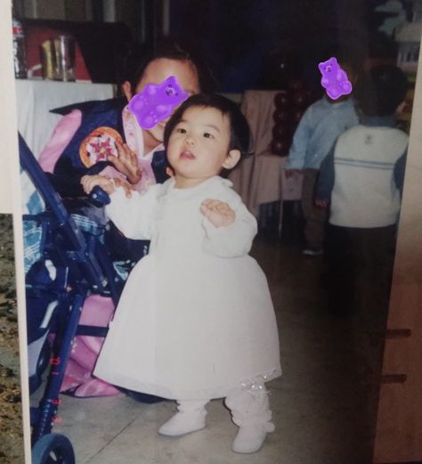 ً on Twitter: "[210506] 💜💭 "In celebration of Children’s Day yesterday, here’s young jiminie (crying)" “Look at baby Rina and cheer up today😘"… https://t.co/NLpi0KmHjD" Karina Baby Pic, Baby Karina Aespa, Karina Baby, Karina Predebut, Karina Bubble, Cheese Cat, Karina Winter, Yoo Jimin, Yu Jimin