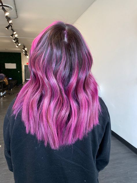 Pink Balyage Long Hair Brunettes, Brown And Turquoise Hair, Pink Bayalage, Pink Balayage Hair, Balyage Long Hair, Pink Balayage, Purple Balayage, Turquoise Hair, Pink Lifestyle