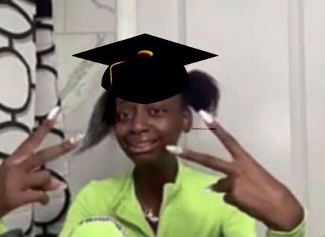 Funny Graduation Pictures, Graduation Meme, Graduation Cartoon, Nursing Graduation Pictures, Graduation Images, College Graduation Pictures Poses, Graduation Photography Poses, Graduation Poses, Graduation Picture Poses