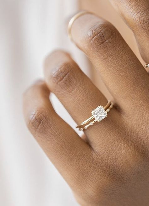 Wedding Rings Plain Band, Good Wedding Ring Simple, Wedding Band Square Engagement Ring, Dainty Classy Engagement Ring, Minimalist Engagement And Wedding Ring, Small And Dainty Engagement Rings, Good Square Engagement Ring, Minimalist Engagement Ring Set, Wedding Ring Inspo Simple