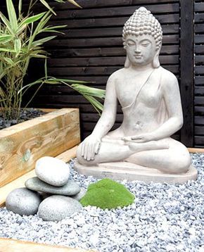 statue bouddha dans un jardin japonais width= Buddha Statue Garden, Garden Japanese, Small Japanese Garden, Japanese Garden Landscape, Buddha Garden, Zen Garden Design, Buddha Decor, Meditation Garden, Japanese Garden Design