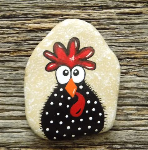 Flustered Chicken Painted Rock, Decorative Accent Stone, Paperweight in ... Rock Animals, Rock Painting Tutorial, Painted Rock Animals, Diy Rock Art, Chicken Painting, Stone Art Painting, Art Pierre, Painted Rocks Kids, Painted Rocks Craft