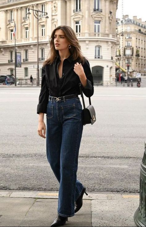 15 Must-Have Fall Travel Outfits: Your Ultimate Guide to an Autumn Getaway Heloise Guillet, Denim Outfit Fall, Edit Capcut, Early Fall Outfits, College Outfit, Professional Outfits Women, Business Outfits Women, Business Casual Outfits For Women, Business Casual Outfits For Work