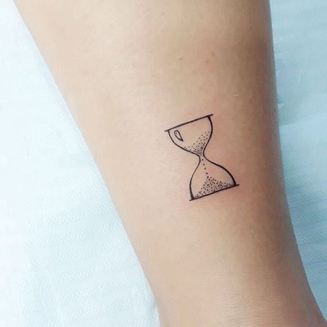 160+ Beautiful Hourglass Tattoos Designs With Meaning (2022) - TattoosBoyGirl Small Hourglass Tattoo, Hourglass Tattoo Meaning, Hourglass Tattoos, Designs With Meaning, Hourglass Tattoo, Clock Tattoo Design, Clock Tattoo, Tattoo Feminina, Tattoo Designs And Meanings