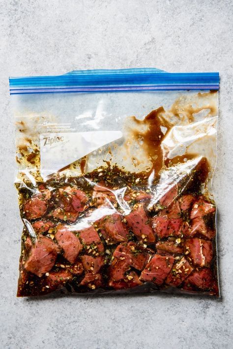 Kebab Marinade, Kabob Marinade Recipes, Marinated Steak Kabobs, Beef Kabob Marinade, Steak Marinades, Kabob Marinade, Steak Marinade Recipes, Beef Marinade, Steak Kabobs