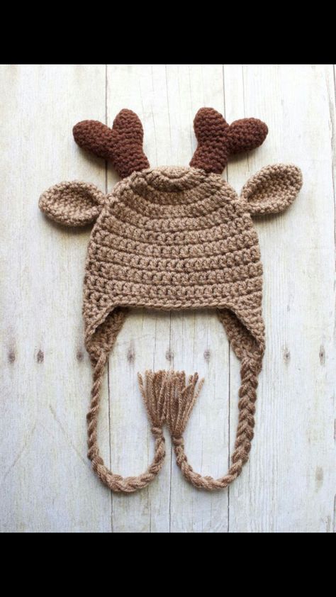 Easy crochet baby hat