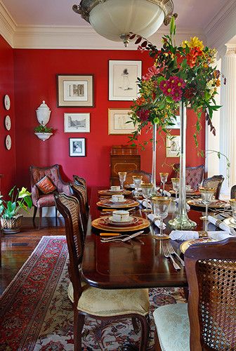 New Orleans Dining Room Design, Pictures, Remodel, Decor and Ideas Funky Dining Room, Dining Design Ideas, Victorian Architecture Interior, Burgundy Wallpaper, Purple Dining Room, Formal Dinning Room, Red Living Room Decor, New Orleans Decor, Red Dining Room