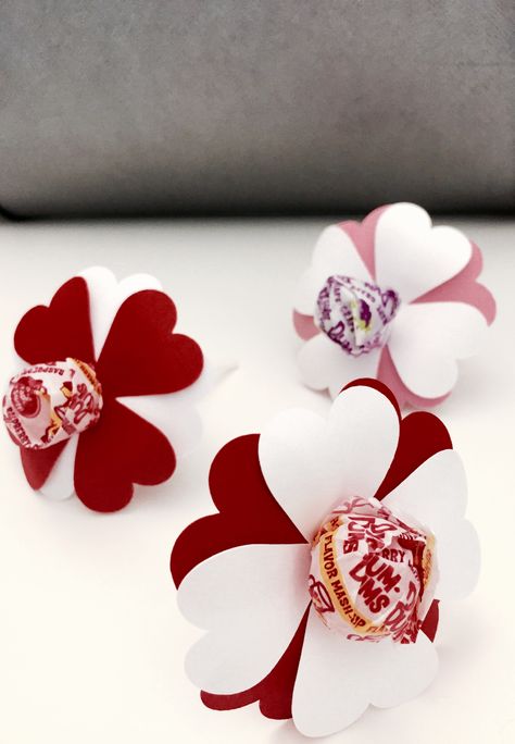 Diy Valentines Day, Candy Grams, Easy Handmade Gifts, Valentines Day Decor, Easy Diy Gifts, Valentine Candy, Handmade Valentine, Valentines Party, Garden Tips