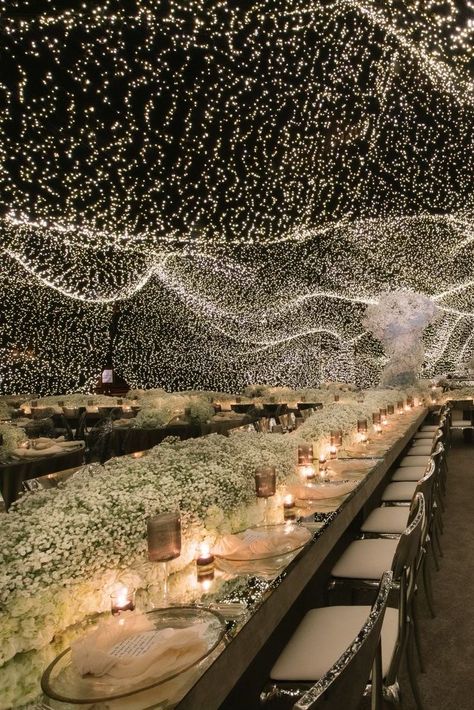 Winter Wedding Centerpieces, Starry Night Wedding, Dream Wedding Reception, Dream Wedding Decorations, Celestial Wedding, Dream Wedding Venues, Wedding Set Up, Future Wedding Plans, Long Table