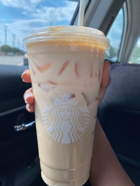 Iced Chai Starbucks Order, Starbucks Iced Chai, Pumpkin Chai Latte, Ice Latte, Iced Chai Latte Starbucks, Chai Latte Starbucks, Starbucks Latte, Iced Chai Latte, Starbucks Vanilla